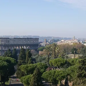 https://tatusa-al-colosseo.it-romehotels.com